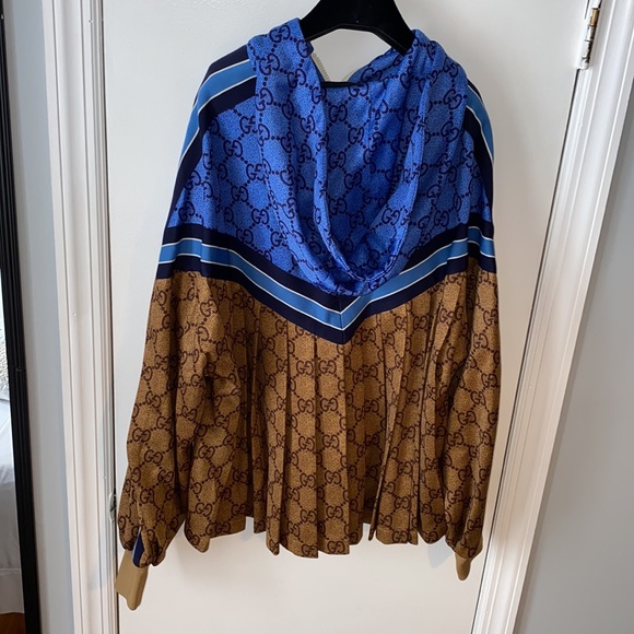 GUCCI Monogram Pleated Jacket NWOT - Picture 4 of 16